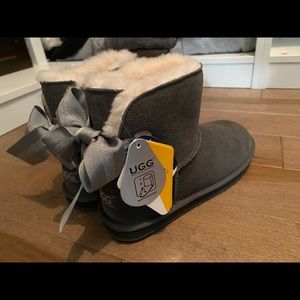 NWT UGG booties